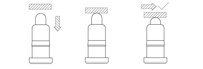 垂直下压时，工件和弹簧针接触